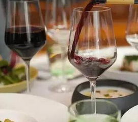 举杯有方，品味升级 高脚杯品鉴葡萄酒的五大妙处